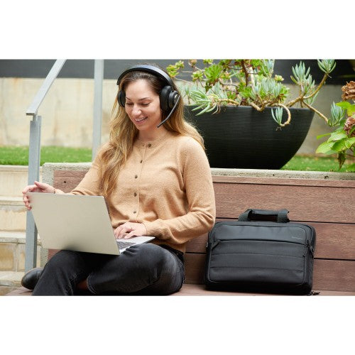 Kensington K60390WW laptop case 16" Toploader bag Black