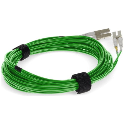 AddOn Networks ADD-LC-LC-2M5OM4-GN-TAA InfiniBand/fibre optic cable 78.7" (2 m) Green