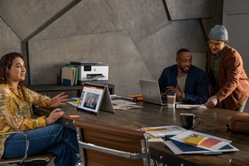 HP EliteBook 830 G11 Intel Core Ultra 5 135U Laptop 13.3" WUXGA 16 GB LPDDR5x-SDRAM 512 GB SSD Wi-Fi 6E (802.11ax) Windows 11 Pro Silver