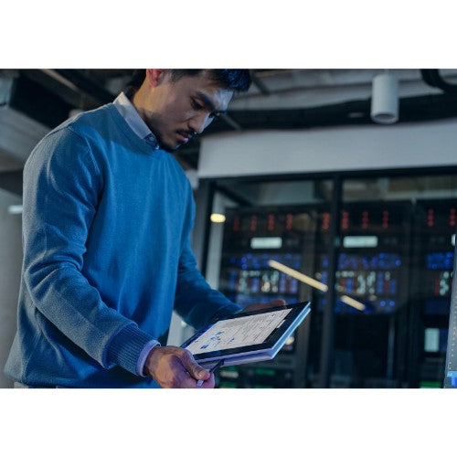 HP EliteBook 8 Flip G1i 13 inch Notebook AI PC Wolf Pro Security Edition Copilot+ PC Intel Core Ultra 7 265U Hybrid (2-in-1) 13.3" Touchscreen WUXGA 32 GB LPDDR5x-SDRAM 512 GB SSD Wi-Fi 7 (802.11be) Windows 11 Pro Silver