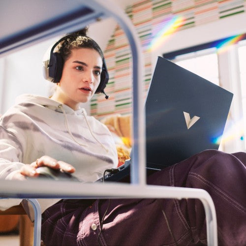 HP Victus Gaming Victus 15-fb3565nr AMD Ryzen™ 5 8645HS Laptop 15.6" Full HD 16 GB DDR5-SDRAM 512 GB SSD NVIDIA GeForce RTX 3050 Wi-Fi 6E (802.11ax) Windows 11 Home Blue