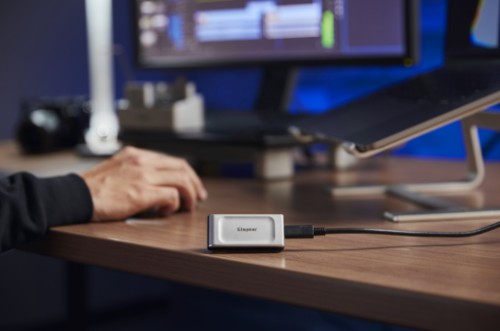 Kingston Technology XS2000 4 TB USB Type-C 3.2 Gen 2 (3.1 Gen 2) Black, Silver