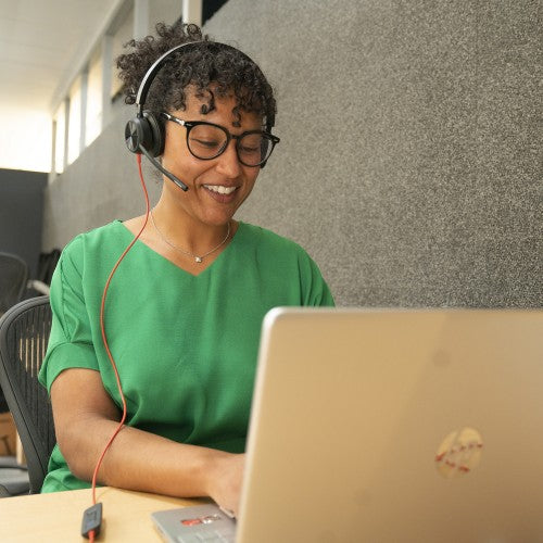 HP Poly Blackwire 8225 Headset +USB-C/A Adapter TAA