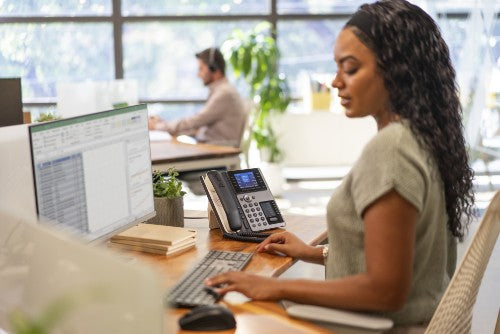 HP Poly Edge E400 IP Phone and PoE-enabled GSA/TAA