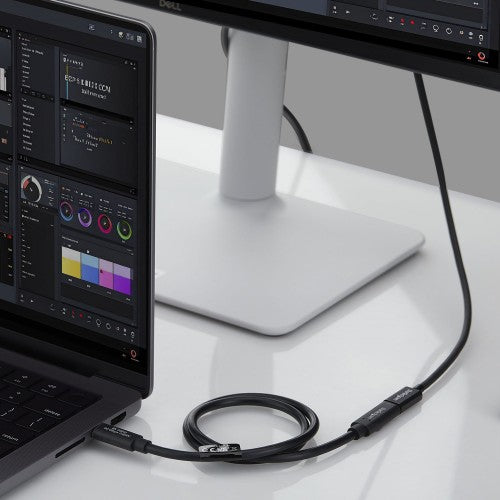 StarTech.com USB440GCMCF2F USB cable USB4 Gen 3x2 23.6" (0.6 m) USB C 40 Gbit/s 240 W Black