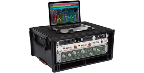 SKB 1SKB-ISF4U rack cabinet 4U Freestanding rack Black