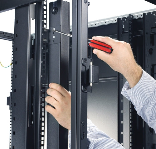 APC Rack PDU Basic Zero U 24 Outlet - Vertical Mount Power Distribution Unit | TecISoft AP7530