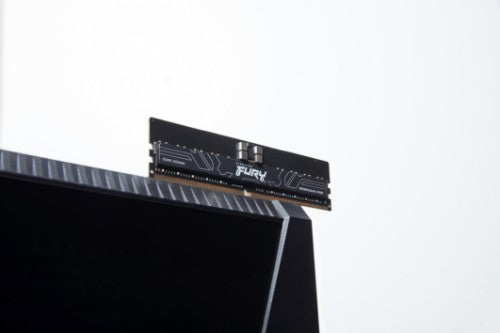 Kingston Technology FURY 16GB 5600MT/s DDR5 ECC Reg CL28 DIMM Renegade Pro EXPO