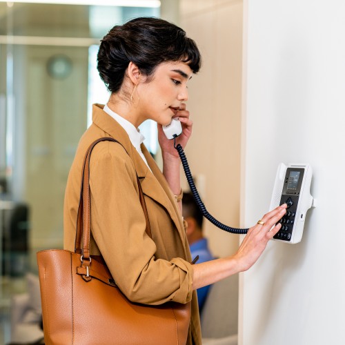 HP Poly Edge E100 IP Phone and PoE-enabled GSA/TAA