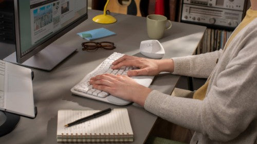 Logitech ERGO 920-013611 keyboard Mouse included Universal Bluetooth QWERTY US English White