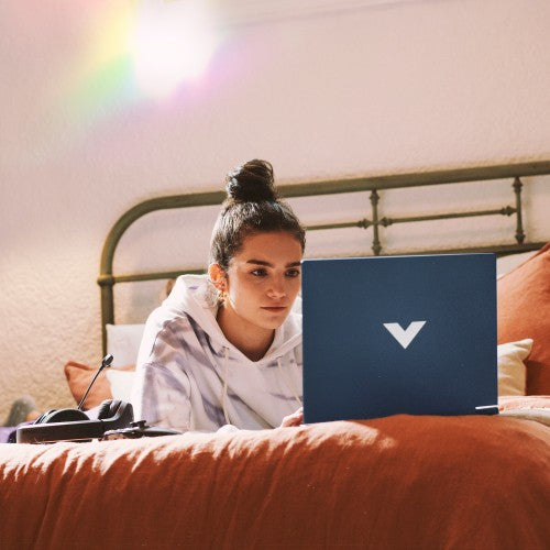 HP Victus Gaming Victus 15-fb3565nr AMD Ryzen™ 5 8645HS Laptop 15.6" Full HD 16 GB DDR5-SDRAM 512 GB SSD NVIDIA GeForce RTX 3050 Wi-Fi 6E (802.11ax) Windows 11 Home Blue