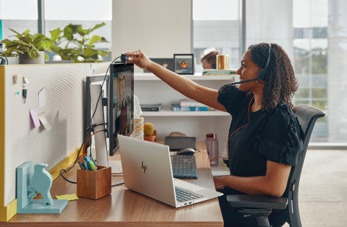 Poly Blackwire 3215 Monaural USB-C Headset +3.5mm Plug +USB-C/A Adapter (Bulk)