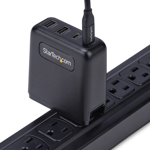 StarTech.com 2210GN-WALL-CHARGER mobile device charger Universal Black AC Fast charging Indoor