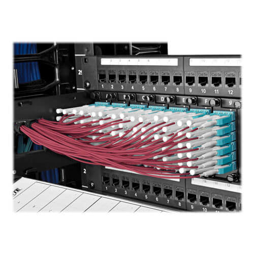 Eaton N821-05M-MG-T InfiniBand/fibre optic cable 196.9" (5 m) LC OFNR Magenta