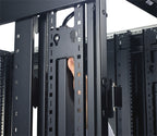 APC Basic Rack 1.92kVA power distribution unit (PDU) Black