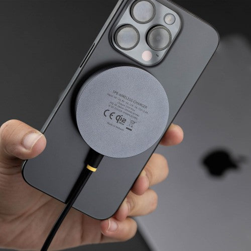 StarTech.com 1PB-WIRELESS-CHARGER mobile device charger Smartphone Black USB Wireless charging Indoor