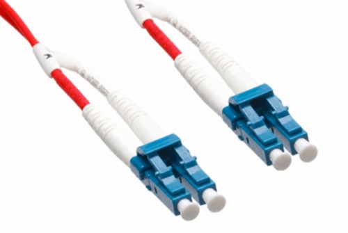 Axiom AXG93941R InfiniBand/fibre optic cable 590.6" (15 m) LC OFNR Red