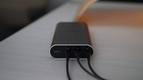 Targus APB080GLZ power bank 2500 mAh Silver, Black